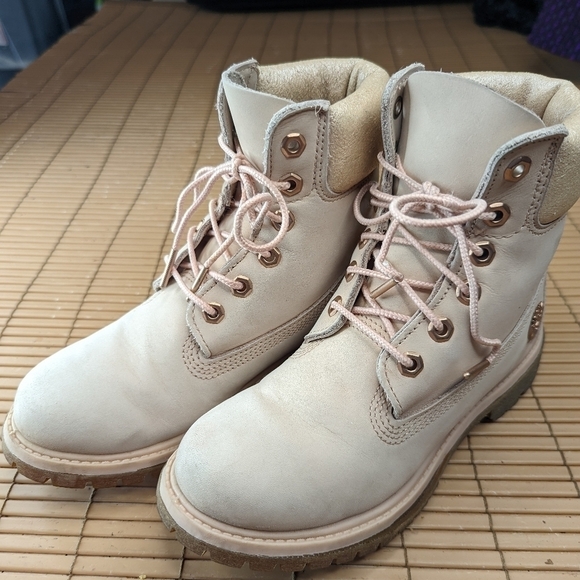 Timberland "Nellie" Waterproof Chukka Women's Size 6.5M light bubblegum Pink Nub - Picture 2 of 12